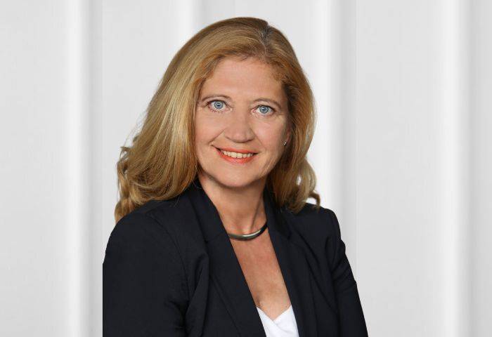 Claudia Boecker