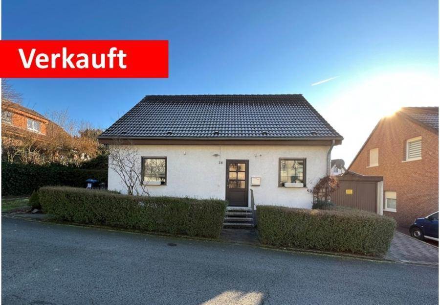 Schönes freistehendes Einfamilienhaus in ruhiger Lage von Wetter, 58300 Wetter (Ruhr), Einfamilienhaus