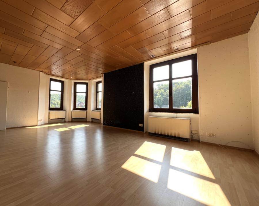 ETW (ca. 114 m² Wfl.) zur Selbstnutzung oder als Kapitalanlage in Ennepetal (Sanierungsbedürftig), 58256 Ennepetal, Etagenwohnung