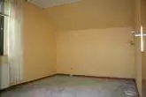 Kinder- oder Arbeitszimmer 2 - Renovierungsbedürftige Doppelhaushälfte mit Garten und Doppelgarage