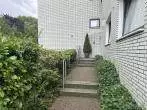 Hauseingangsbereich - Sehr gepflegte Eigentumswohnung mit Loggia inklusive Gartengrundstück in zentraler Lage von Gevelsberg