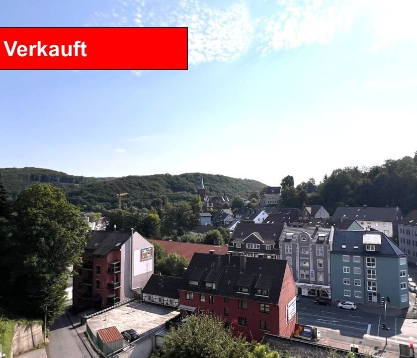 Sofort einziehen oder vermieten! Frisch renovierte 2-Zimmer ETW mit Weitblick, Balkon und Stellplatz, 58256 Ennepetal, Etagenwohnung