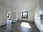 Esszimmer Whg. 5 3. OG - Sofort einziehen oder vermieten! Frisch renovierte 2-Zimmer ETW mit Weitblick, Balkon und Stellplatz