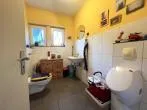 Gäste-WC - Einziehen und wohlfühlen! DHH mit 137 m² und Garten + Garage! Ruhig und Zentrumsnah in Hattingen