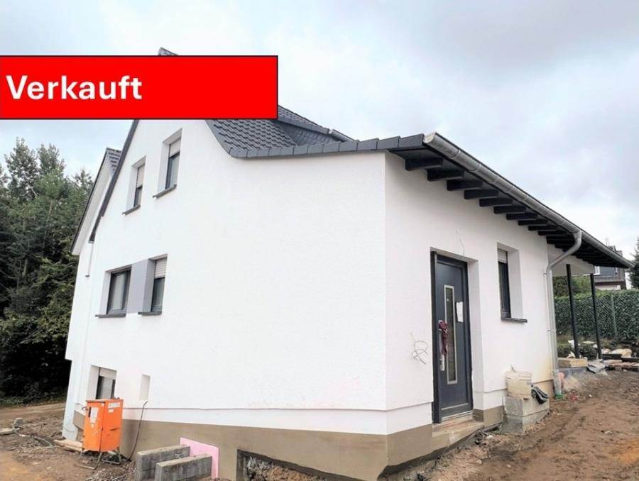 Kapitalanlage im Märchenviertel – Kernsanierte ca. 125 m² Doppelhaushälfte in Hagen-Baukloh, 58135 Hagen, Einfamilienhaus