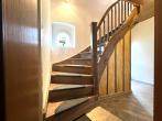 Treppenhaus - Familien aufgepasst: 180 m² Reihenendhaus mit Garten + Dachterrasse in beliebter Lage in Hattingen