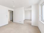 Schlafzimmer I mit Ankleide - Einziehen und Wohlfühlen – Neubau Doppelhaushälfte in Wetter-Grundschöttel