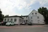 Außenansicht mit Stellplätzen - Schöne Gewerbefläche in Sprockhövel/Haßlinghausen