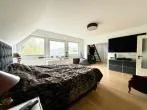 M 2414, Schlafzimmer, Rahn Immobilien, Gevelsberg - Luxuriöses Zweifamilienhaus in bester Lage von Gevelsberg