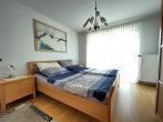 Viel Wohnfläche zum kleinen Preis: Rd. 170 m² -EFH in Ennepetal-Voerde! - M2299_EFH_Schlafzimmer_Ennepetal_Rahn Immobilien